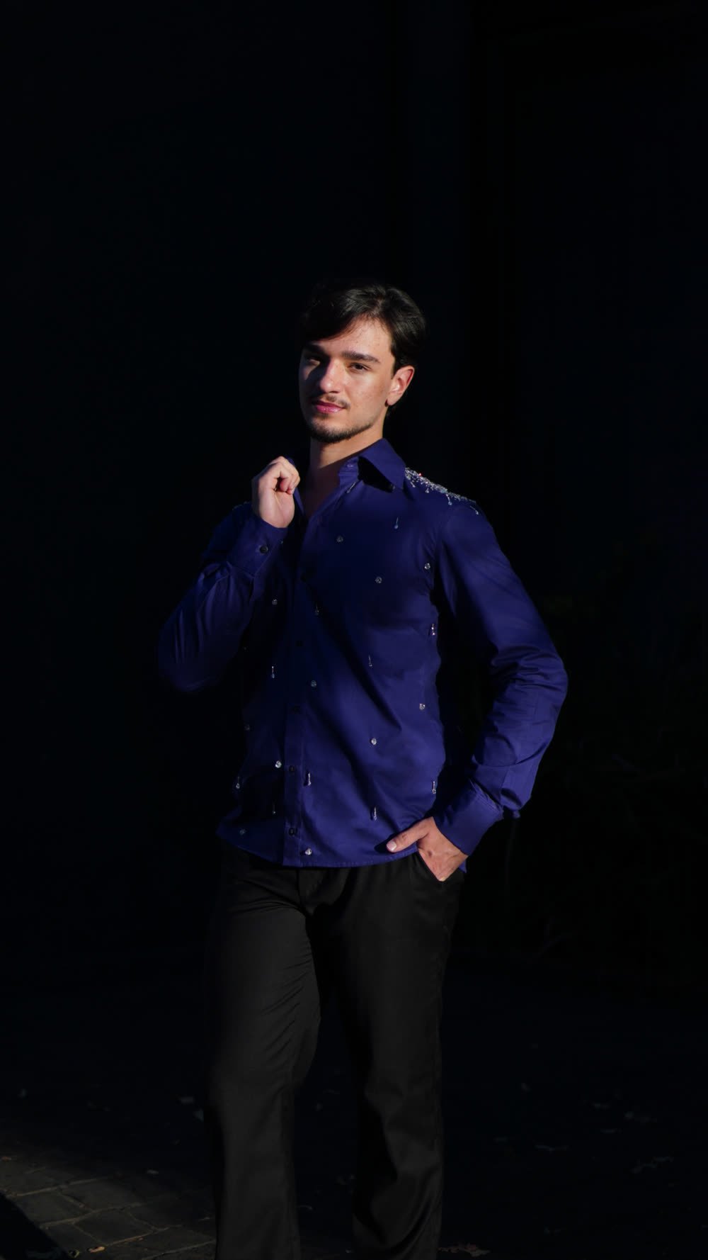 Camisa de formatura masculina bordada em cristal, azul royal